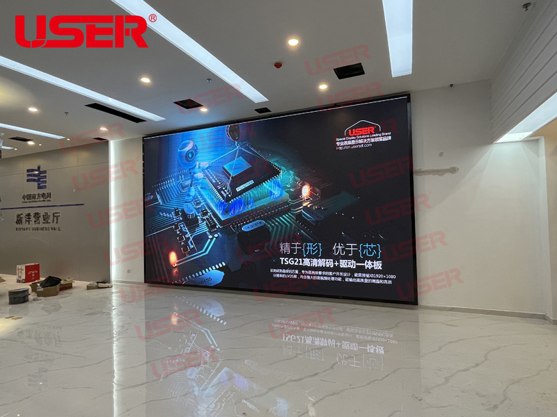 <b>中國南方電網潮州供電局新洋營業廳P2.5小間距全綵LED顯示屏</b>